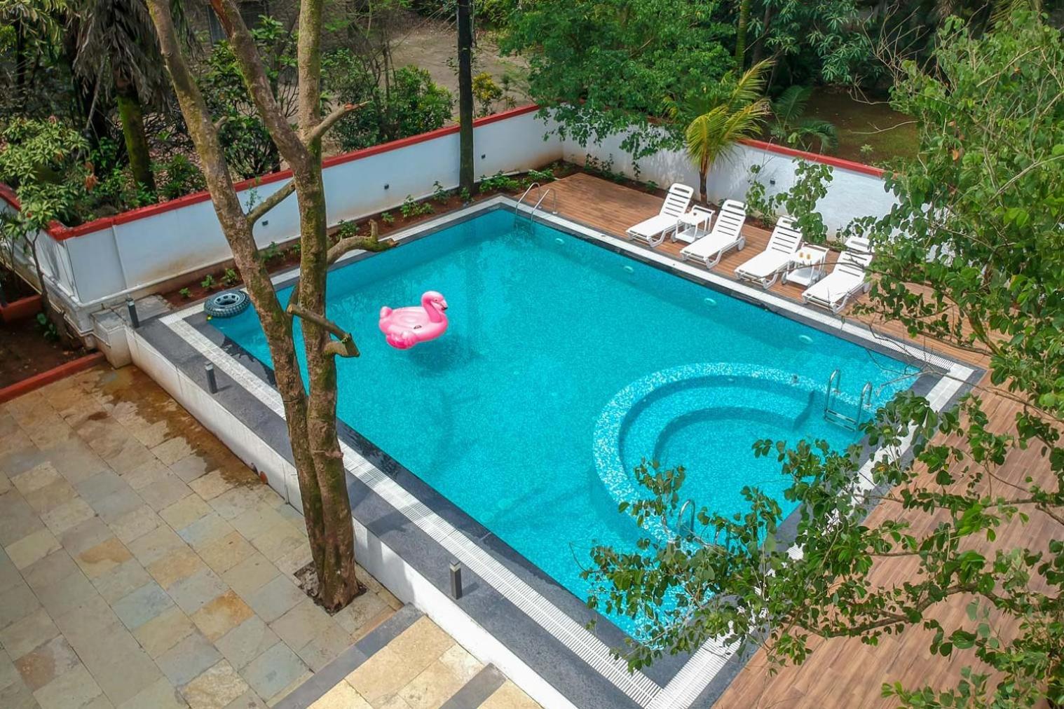The Grey Medley By Stayvista With Mediterranean Interiors, Swimming Pool, Jacuzzi, Projector & A Lush Lawn With Gazebo Лонавала Екстериор снимка